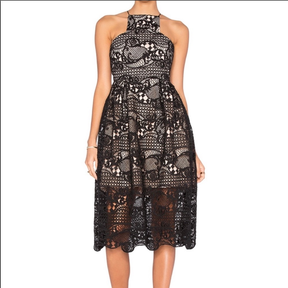 Elliatt black lace “in the air” dress NWT